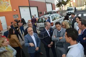 El Cabildo comprueba las obras en el polígono de Cruz de La Gallina y Salinetas (Foto TA)